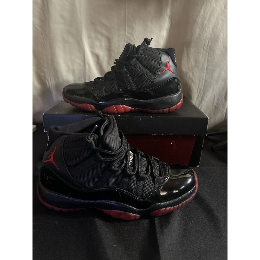 Air Jordan 11 Retro Bred Black Red RARE ‘Ultimate Edition’